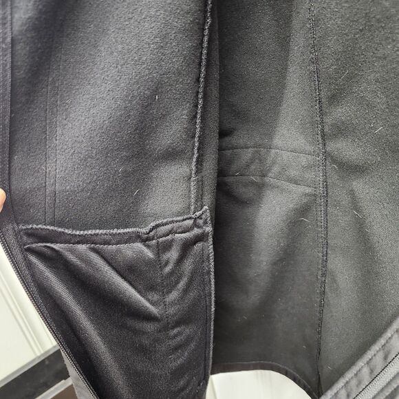 Free Tech Hooded Jacket Womens L 12-14 Black Full Zip Water Resistant Waist Tabs - Picture 7 of 15